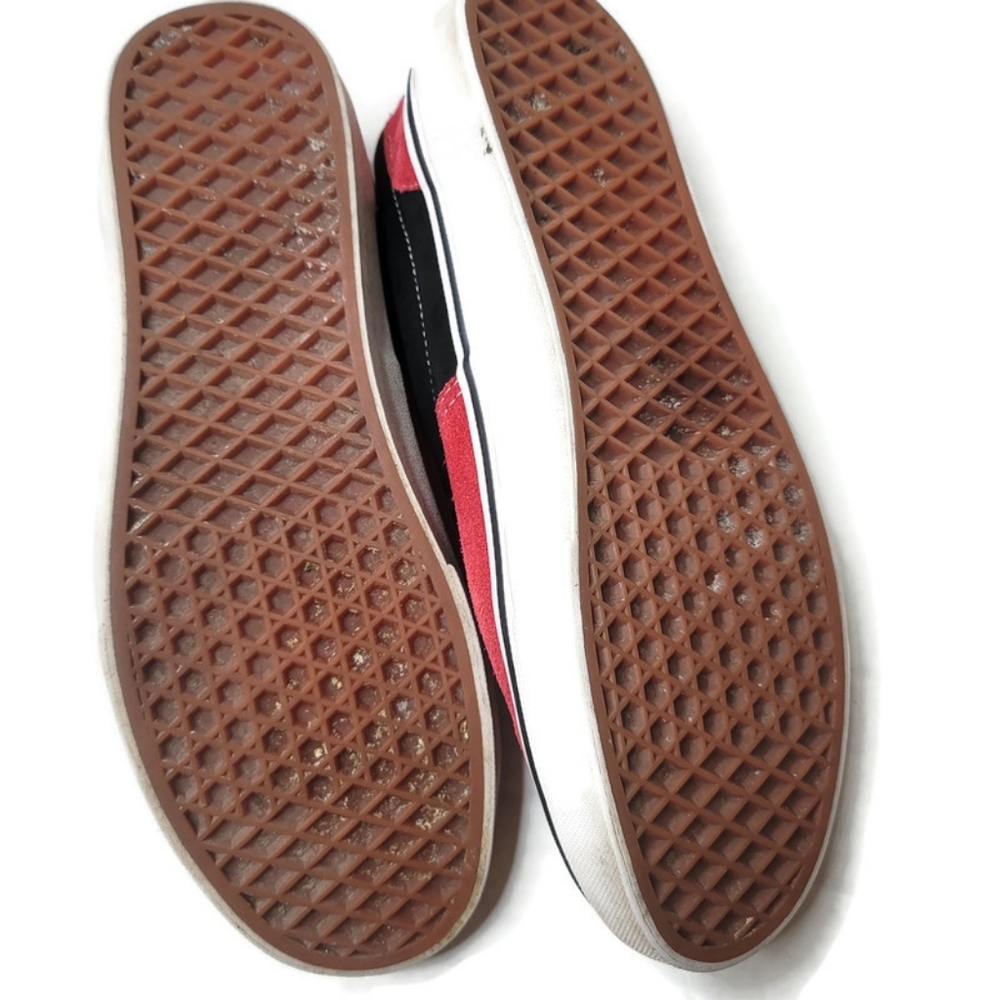 Vans era red and black suede low top sneakers 10.5 - Picture 3 of 9